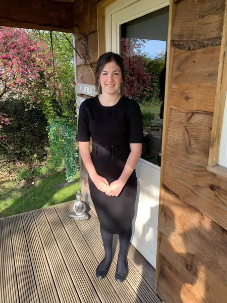 Laura, Senior therapist