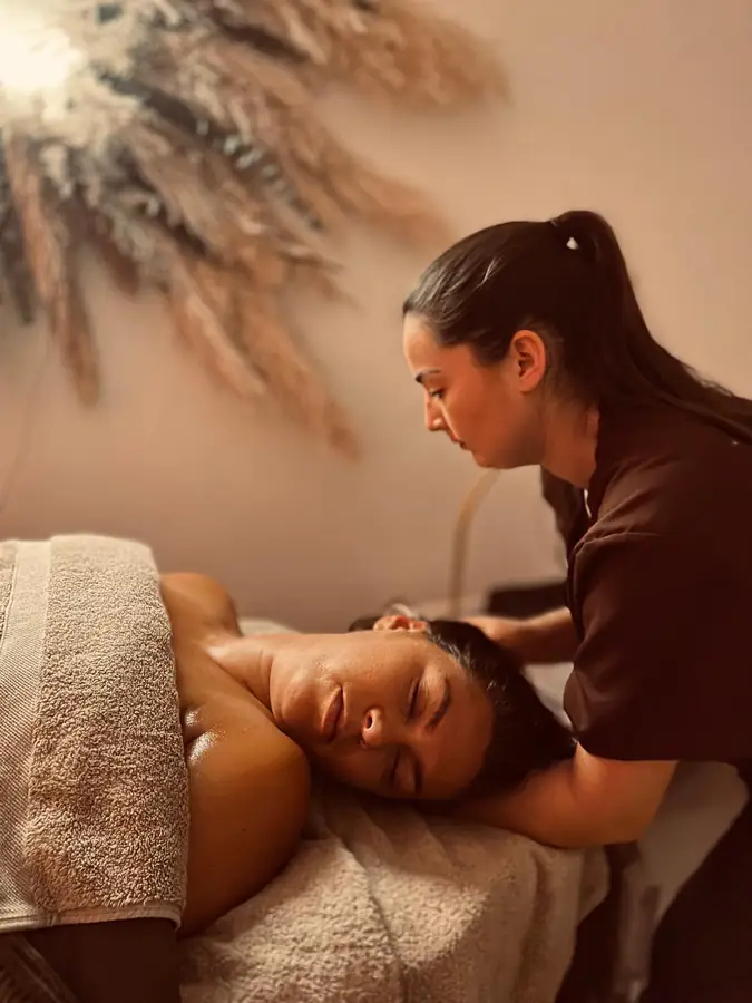 A relaxing neck and scalp massage